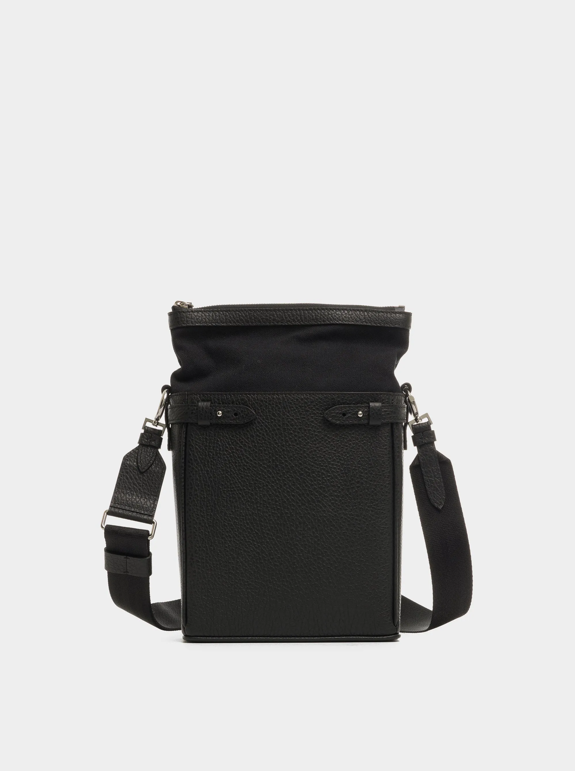 5AC Camera Bag Vertical in Black