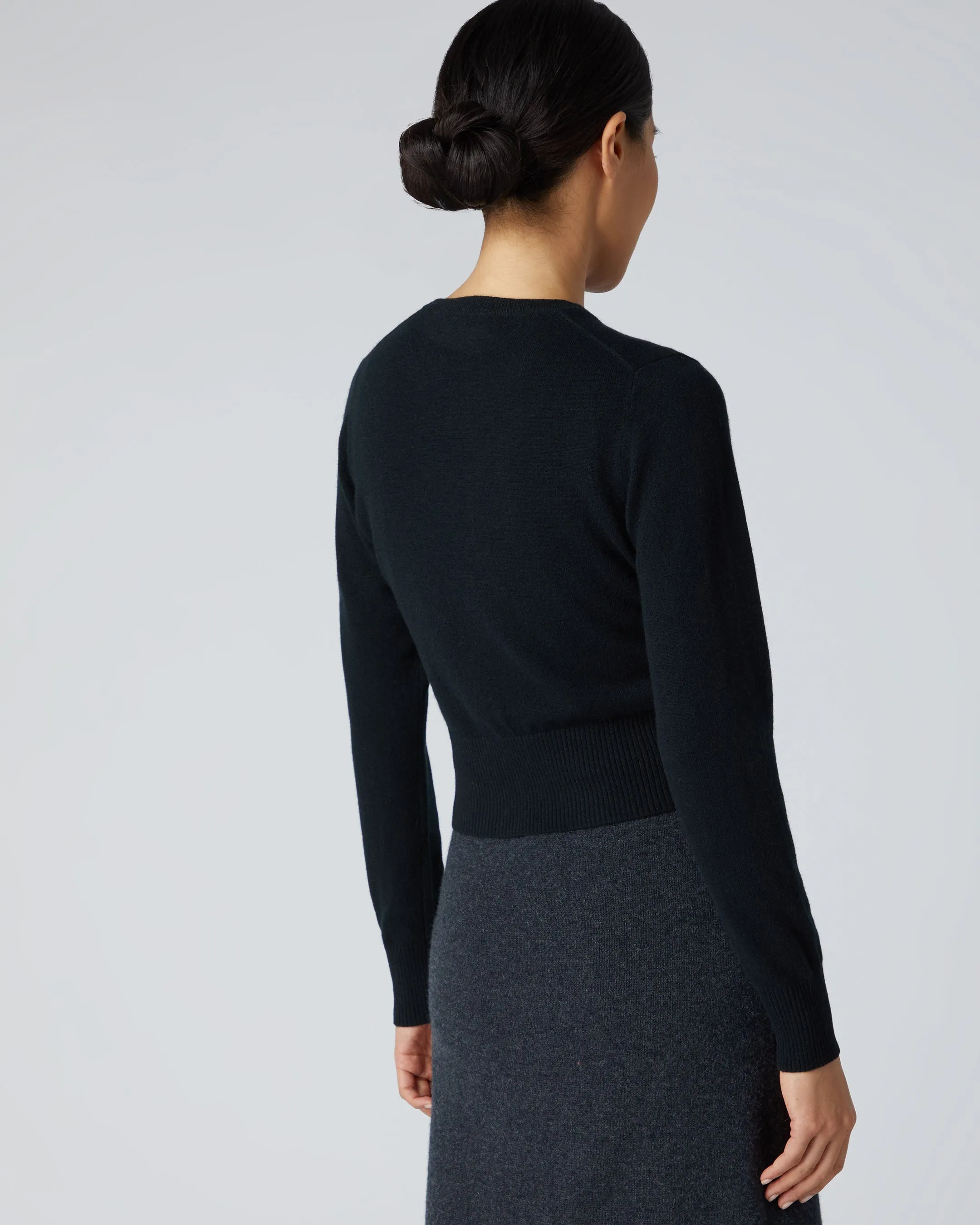 Black Cashmere Ivy Cropped Cardigan for Women.