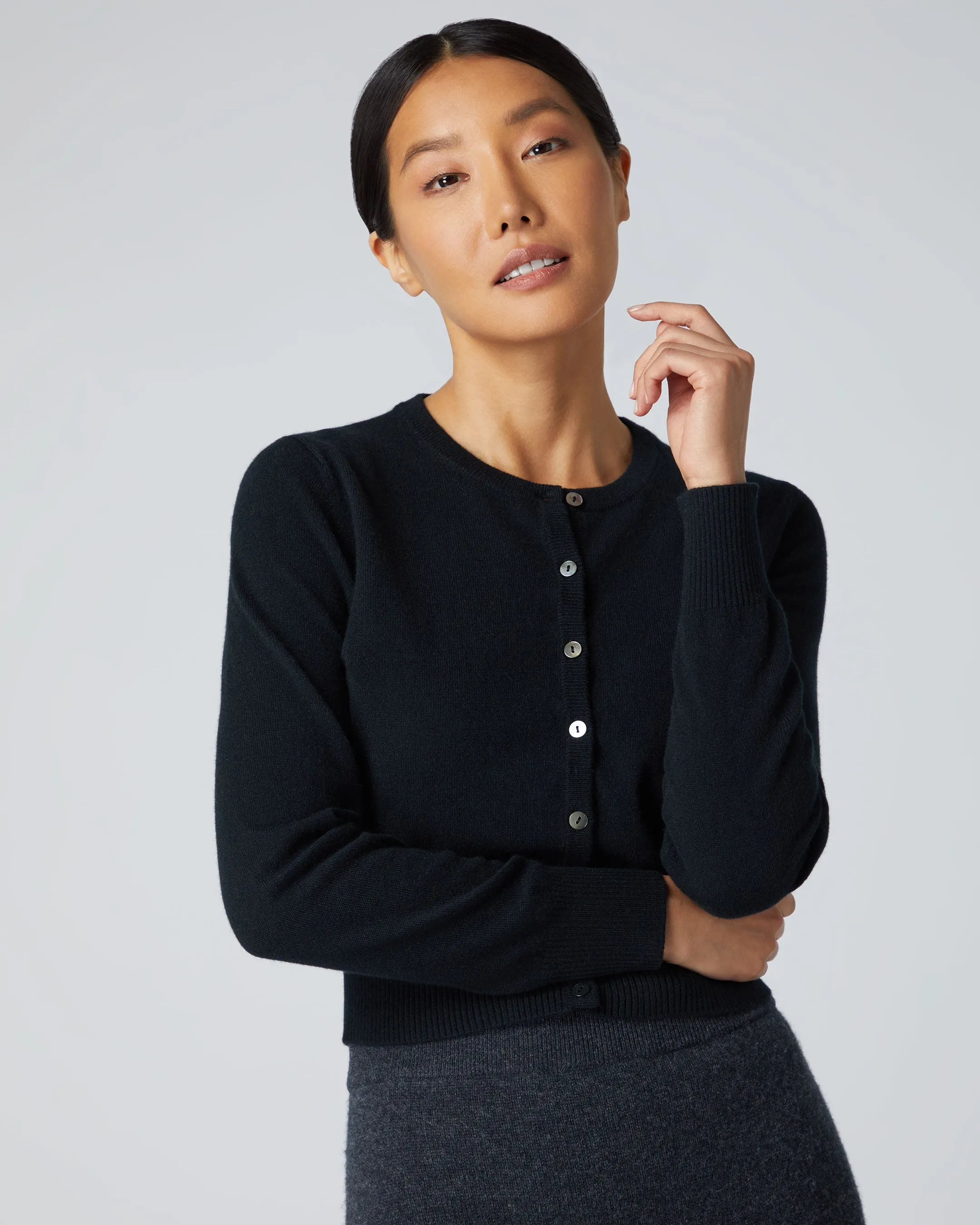 Black Cashmere Ivy Cropped Cardigan for Women.