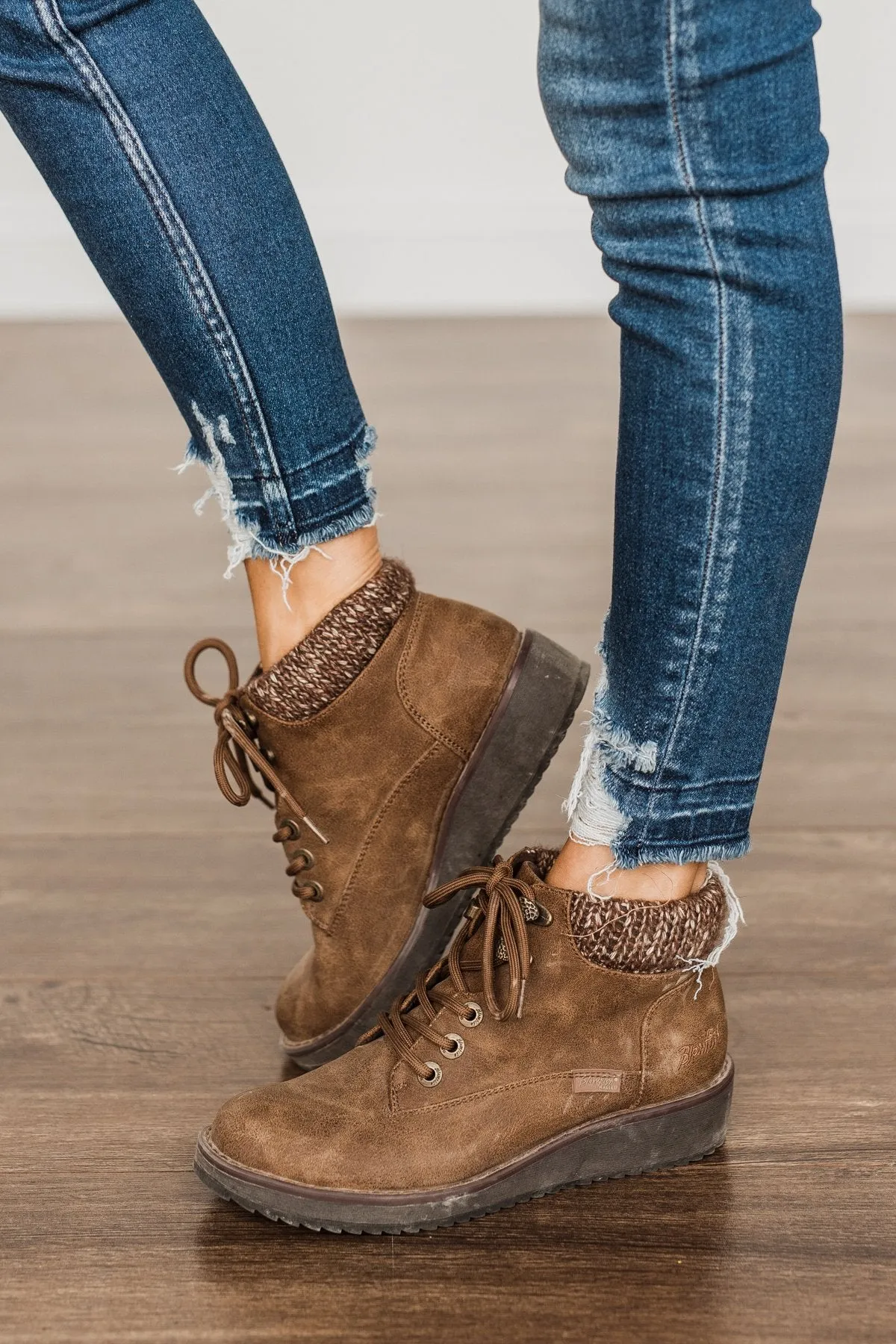 Blowfish Brown Prospector Whiskey Comet Booties