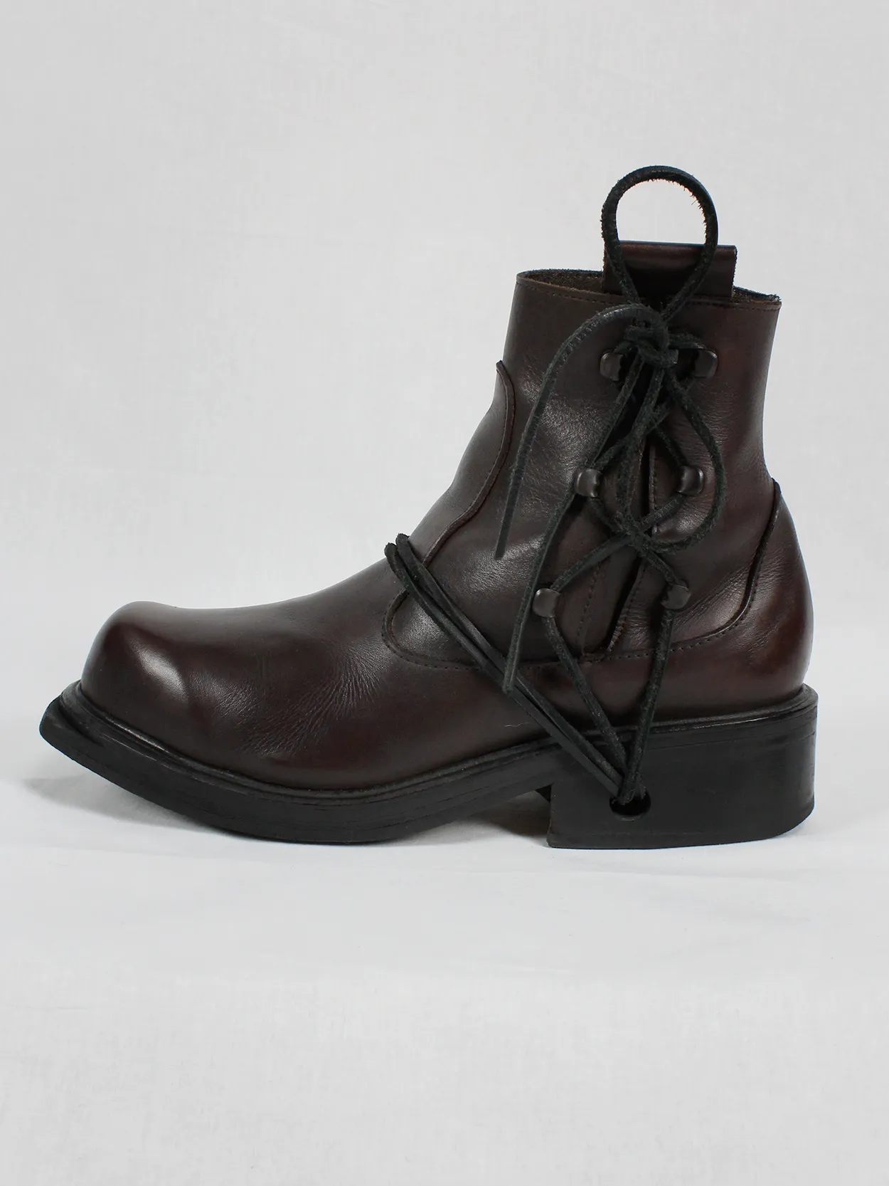 Dirk Bikkembergs 90's brown boots with hooks and laces through the soles - size 44