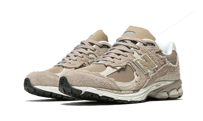 New Balance 2002R Protection Pack Driftwood Beige
