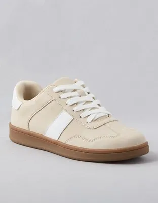 Retro Casual Sneakers from AE