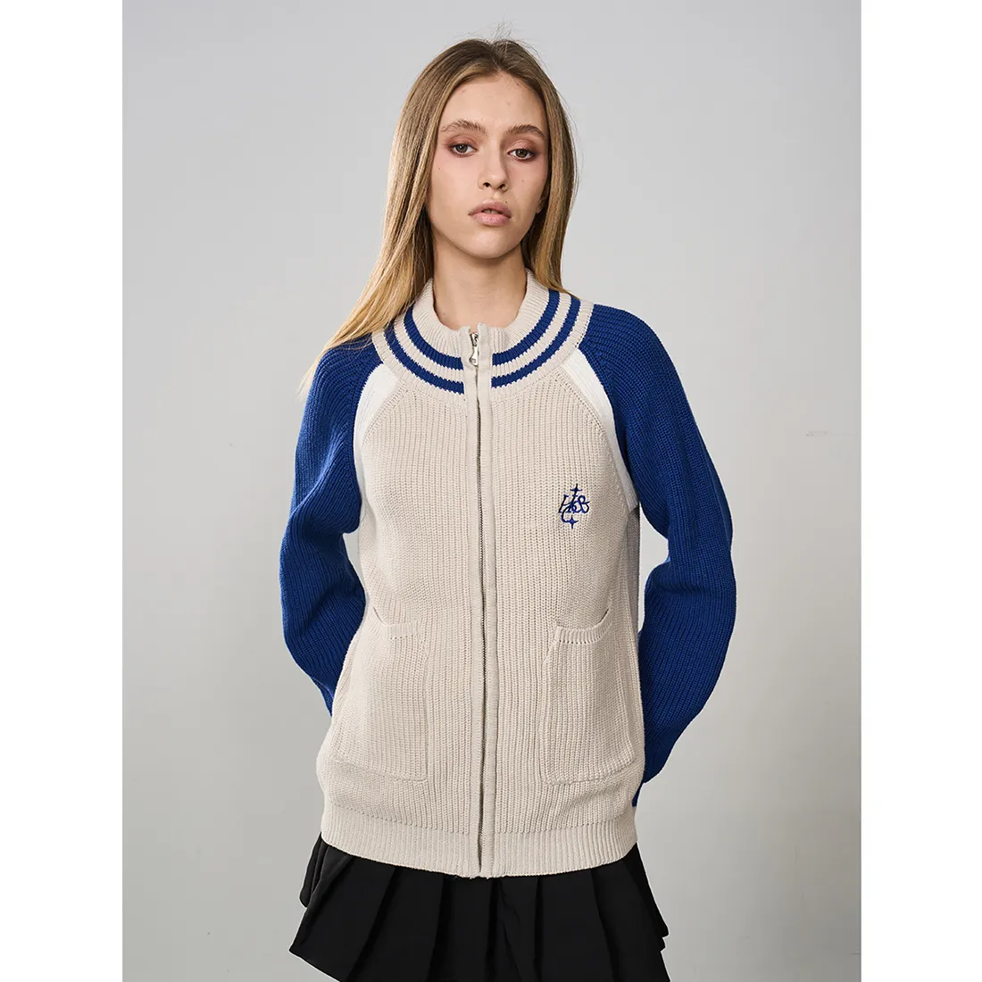 Street Style Cotton Cardigans with Long Sleeves and Logo Design