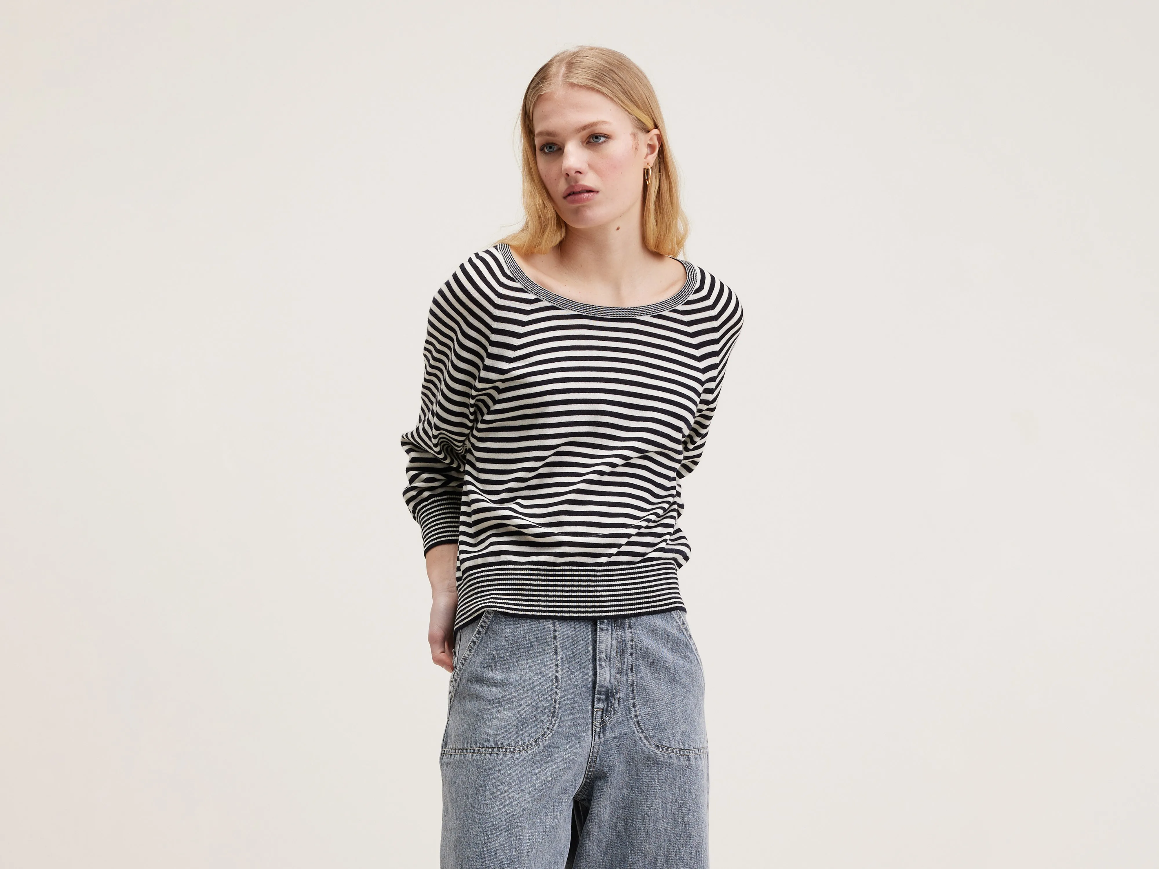 Sweater with Stripe Pattern - ALOTY (242 / W)