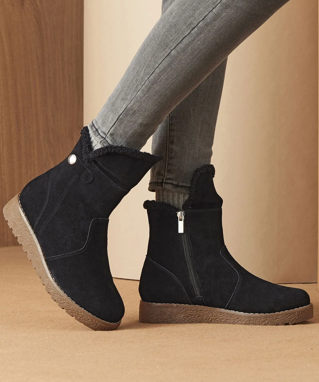 Warm Thermolactyl Suede Boots