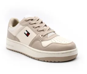 Tommy Hilfiger Women's Taupe Twigye Sneaker Size 10-US