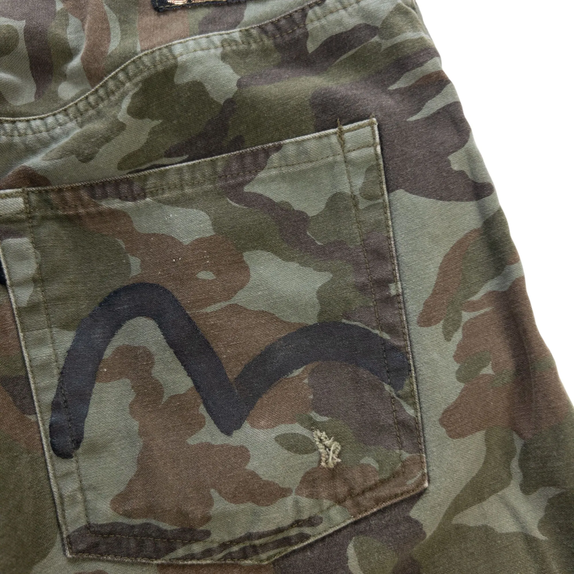 Vintage Evisu Double Gull Camo Pants Size W32